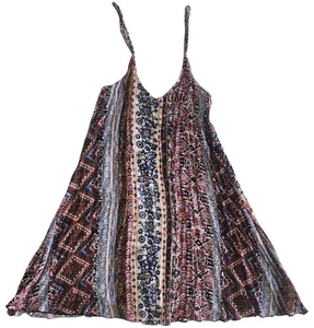 Blusa de estudio exclusiva bohemia sin mangas fluida diseños florales y geométricos - Imagen 1 de 10