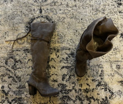 Botas Freebird by Steven FB-Brock Gamuza Sobre la Rodilla Boho Gris Rústico Talla 7 Foto 1 de 4