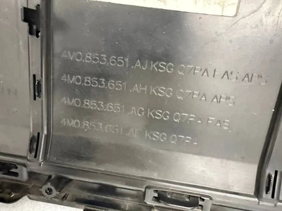 Conjunto de parrilla central de parachoques delantero OEM AUDI Q7 4M0853651AJ 2020-2024 Foto 1 de 4