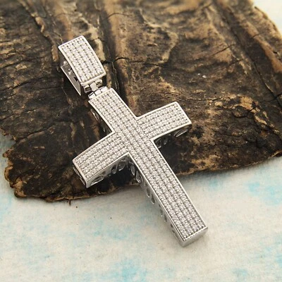 Colgante de plata 925 con cruz de circonita cúbica redonda de 2 quilates de hip hop helado para hombre Foto 1 de 4