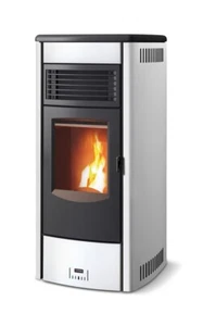 Stufa a pellet MELANY da 8,5 kW con WIFI - Superior Gruppo Piazzetta - 5 stelle - Foto 1 di 5