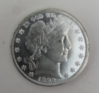 2 MONEDAS MÁGICAS - CABEZAS Y COLAS 1892 / 1893 BARBERO MEDIO DÓLAR PLATA-PLATO TRUCO Foto 1 de 4