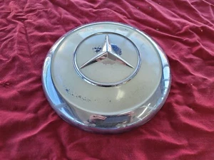 Mercedes-Benz SL Dog Dish Hubcap 190SL 220SL 230SL DogDish Hubcap 1864010025 - Picture 1 of 4
