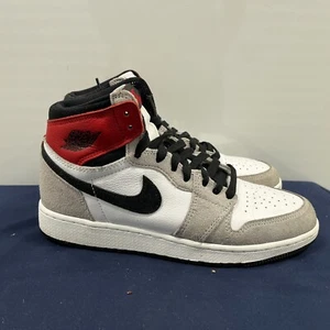 Nike Air Jordan 1 Retro High OG Light Smoke Grey GS Size 5.5Y 575441-126 - Picture 1 of 10