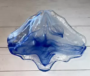 Piatto ciotola vongole guscio ovale vortice blu vetro soffiato bordo increspato soffiato a mano costiero - Foto 1 di 9