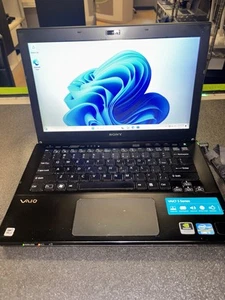 Sony VAIO Svs13a18gxb S Series Win 11 Pro 2,90 GHz 8 GB di RAM - Foto 1 di 3