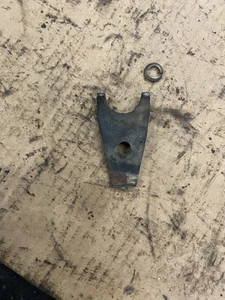 Buick Jeep Dauntless Oddfire 225 Distributor Hold Down ML1S22 - Picture 1 of 2