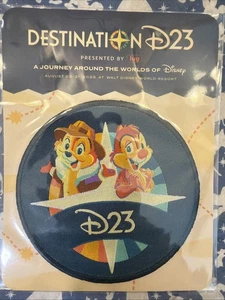 Disney Destination D23 2025 Event Patch: Chip & Dale - Bild 1 von 2