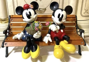 Rare Disney Mickey & Minnie Gardening Big Figure W16.5in - Picture 1 of 6