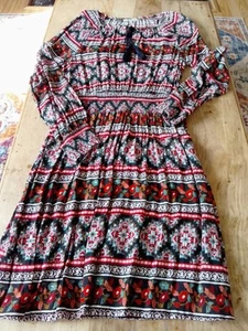 Woman's Pretty Dress By Papaya, Size 12, Multi Coloured. - Picture 1 of 5