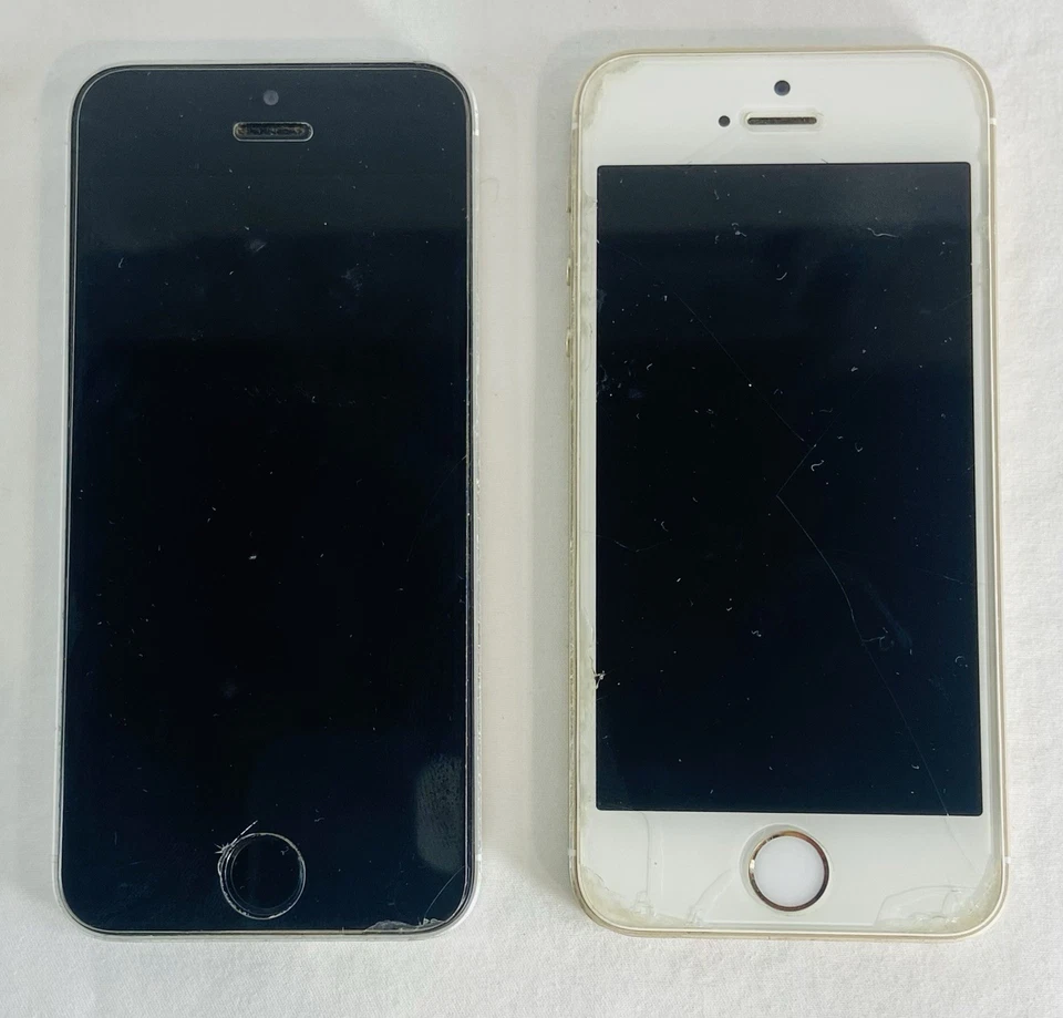 iPhone 5s Model A1533 32G Phone Lot Of 2 White And Rose Gold - Image 1 of 4