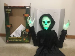 Animated Halloween Groundbreaker Reaper Lights & Motion Activated Gemmy Used - Picture 1 of 12