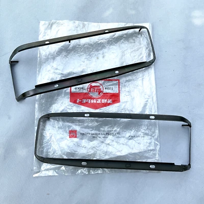 Genuine For Toyota Corona RT80 RT81 82 Tail Light Lamp Rim RH LH NOS JAPAN - Изображение 1 из 4