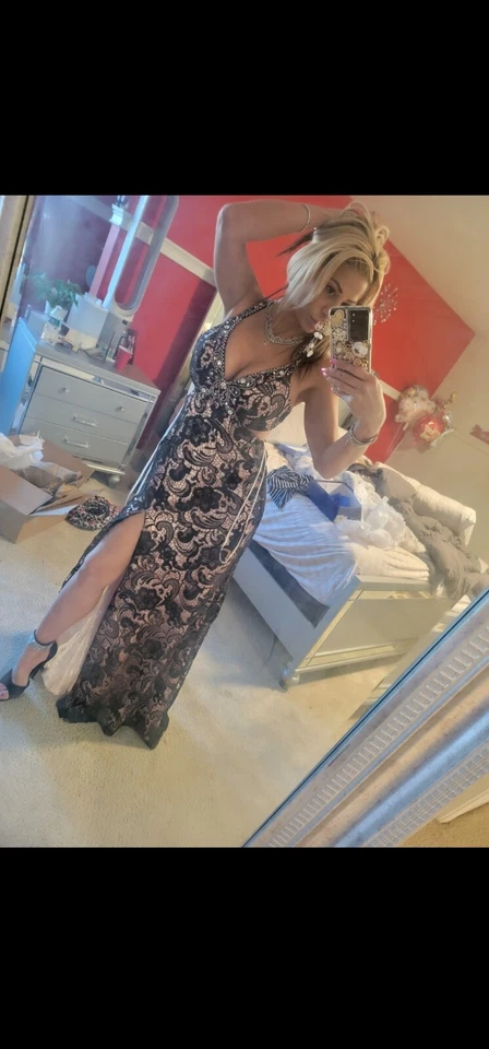 Gown Silk Lace  - Image 1 of 4