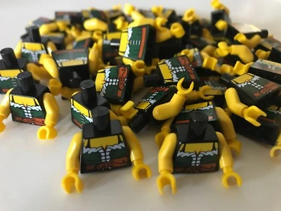 *NUEVO* 25 Piezas Lego Minifigura Torso Negro Pirata MUJER VERDE OSCURO Corsé con Cinturón Foto 1 de 3