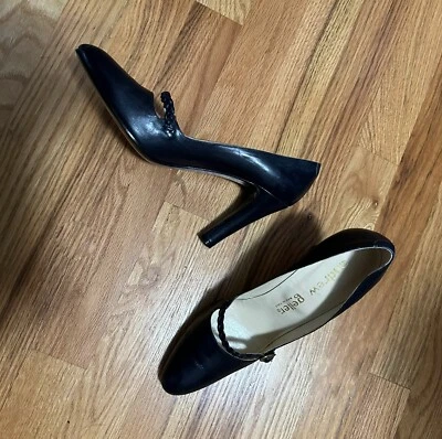 Andrew Geller Women's Debra Size 8.5 S (narrow) Vintage Leather - Image 1 of 4