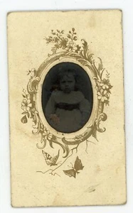 PHOTO FERROTYPE FRENCH TINTYPE vers 1880, une fille - Picture 1 of 2