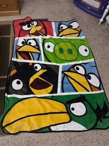 Angry Birds Blanket 62x49 Soft Plush Throw - Picture 1 of 5
