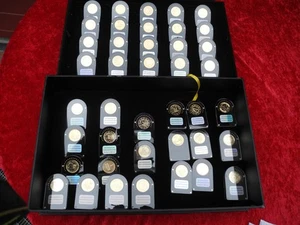 41 x die offiziellen 2-Euro-Gedenkausgaben, ( Premium Collection ) - Bild 1 von 11