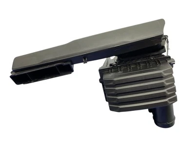 2025 VOLKSWAGEN ATLAS 2.0L AWD ENGINE AIR INTAKE HOUSING FILTER W/ FRONT TUBE - Image 1 of 4