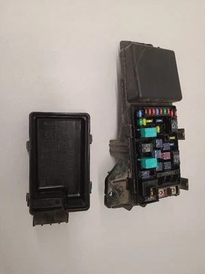 03-07 HONDA ACCORD Fuse Box Engine Compartment Coupe EX 38250SDAA21  Foto 1 de 4