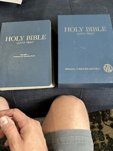 VintageThe Holy Bible, PTL Club, 1976 Giant Print Special 7 Volume Ed - Picture 1 of 6