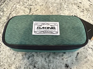 Dakine School Case - Saltwater - Picture 1 of 5