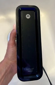 Motorola SURFboard Cable Modem SB6121 - DOCSIS 3.0 200 Series - Afbeelding 1 van 3