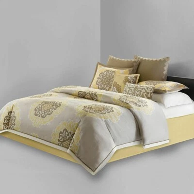 Natori Medallion Queen duvet cover  - Image 1 of 4