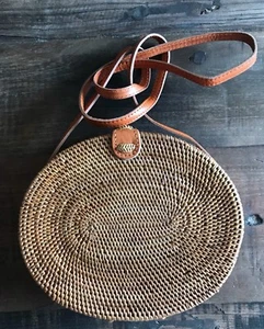 NEW Handmade Oval Rattan Bag Boho Purse Bali Canteen Crossbody Summer Bag USA - Picture 1 of 1