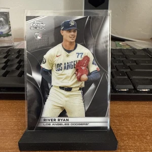 2025 Topps Chrome Black - River Ryan #118 (RC) - Bild 1 von 1