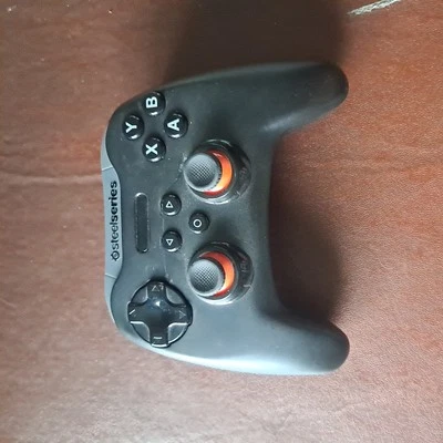 SteelSeries Stratus XL Bluetooth Wireless Gaming Controller Windows/Android - Image 1 of 3
