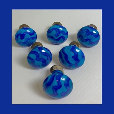 6 perillas de cerámica garabatos azules puerta cerámica cajón gabinete tirador extremo latón Foto 1 de 4