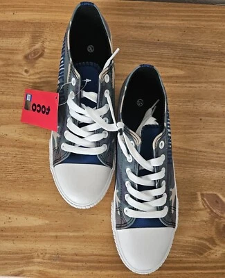 Womens Camo Low Top Canvas Shoe Size 10 FOCO - Image 1 of 4