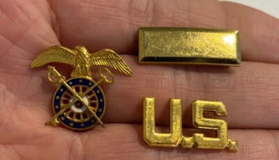 WWII WW2 Amcraft Lot US Army Military Insignia Pins Quartermaster - Lieutenant - Image 1 of 4