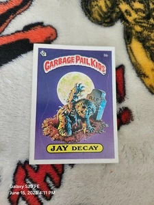 Tarjeta coleccionable Garbage Pail Kids GPK de colección Jay Decay 5b - Imagen 1 de 2