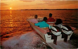 1950s Twin Outboard Motor Speedboat Night sunset Dexter Postcard 21-5663 - Picture 1 of 2