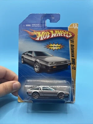 2009 Hot Wheels New Models - '81 DeLorean DMC-12 - Silver - Image 1 of 4