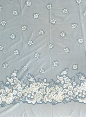 Vtg Rose Bouquet Blue and White Border Print Cotton Fabric Remnant 35" x 43" - Image 1 of 4