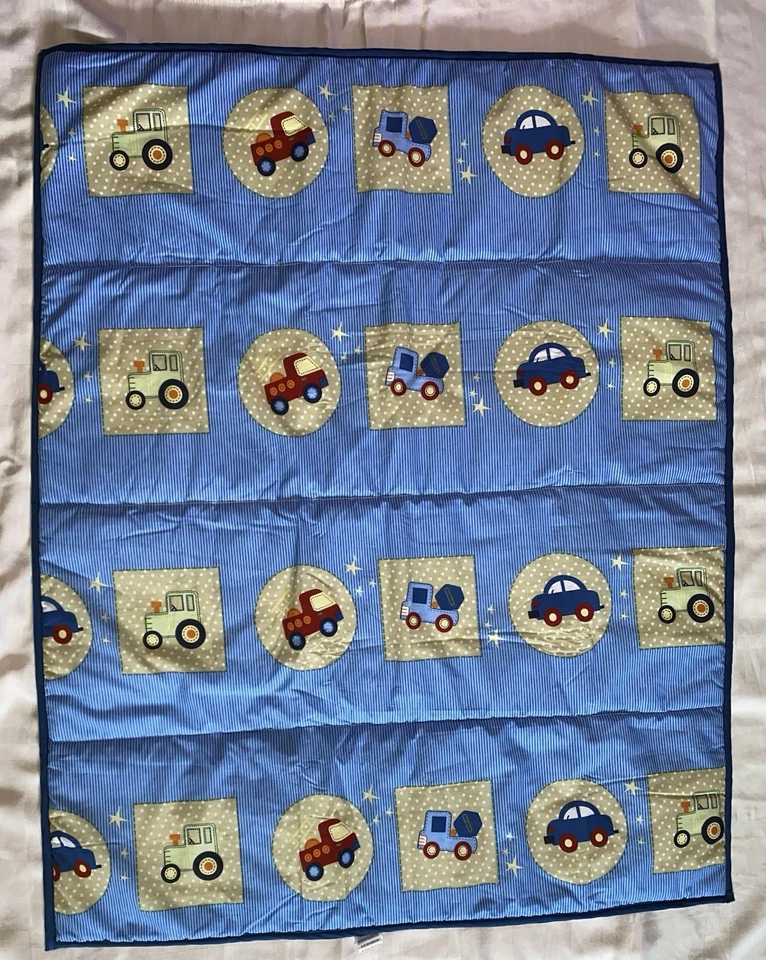 Edredón/edredón azul Dream on Me para niños para cuna o cama para niños pequeños 41"x33" camiones Foto 1 de 4