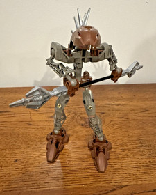 LEGO Bionicle - 8587 Rahkshi Panrahk-  Complete - No Kraata Worm