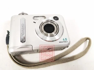 Silver Casio QV-R40 4.0 MP LCD Digital Camera - Picture 1 of 10