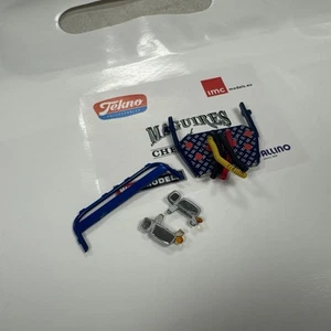 SP| 33 Bits & Bobs “used” 1:50 Scale - Picture 1 of 2