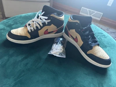 Air Jordan 1 Mid - Tartan Swoosh - Hombre Talla 9.5 - DZ5329-001. Excelente Foto 1 de 4