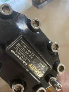 Stanley IW12 Hydraulic Underwater Impact Wrench - 3/4″ Sq Drive - Picture 1 of 6