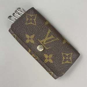 Authentic Louis Vuitton Monogram Multicles 4 Four Hooks Key Case M62631 / CT2128 - Picture 1 of 11