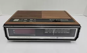 Orologio Elettrico Vintage GE Generale Radio Elettronico Digitale Modello 7-4635A, FUNZIONANTE! - Foto 1 di 9