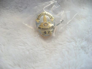 MINI PIN CORBATA TAC AAB- COMANDANTE DE POLICÍA DE LOS ÁNGELES SIN USAR Y EN PAQUETE #208 - Imagen 1 de 5