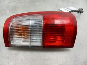 93 94 95 96 97 98 TOYOTA T100 PASSENGER RIGHT TAIL LIGHT - Foto 1 di 12