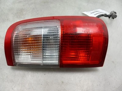 93 94 95 96 97 98 LUZ TRASERA DERECHA PASAJERO TOYOTA T100 Foto 1 de 4